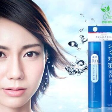 Lady poses with Shiseido Aqua Label Bright White Ex 45ml | Japanese Beauty Products NZ