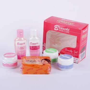 Displays the Beauche Beauty Set includes Beauty Bar Soap, Rejuvenating Cream, Age Eraser Cream Exfoliating Cream, Skin Toner, Clarifying Solution | Filipino Beauty Products NZ